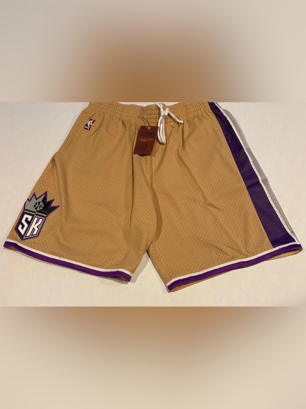 Mens Mitchell & Ness NBA Swingman Shorts 2005 Sacramento Kings Size XL